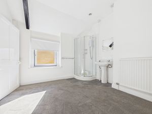 bedroom 2b- click for photo gallery